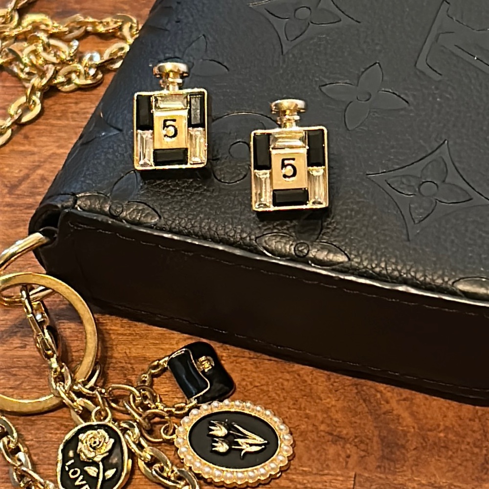#5 luxury earrings ‼️‼️SALE‼️‼️